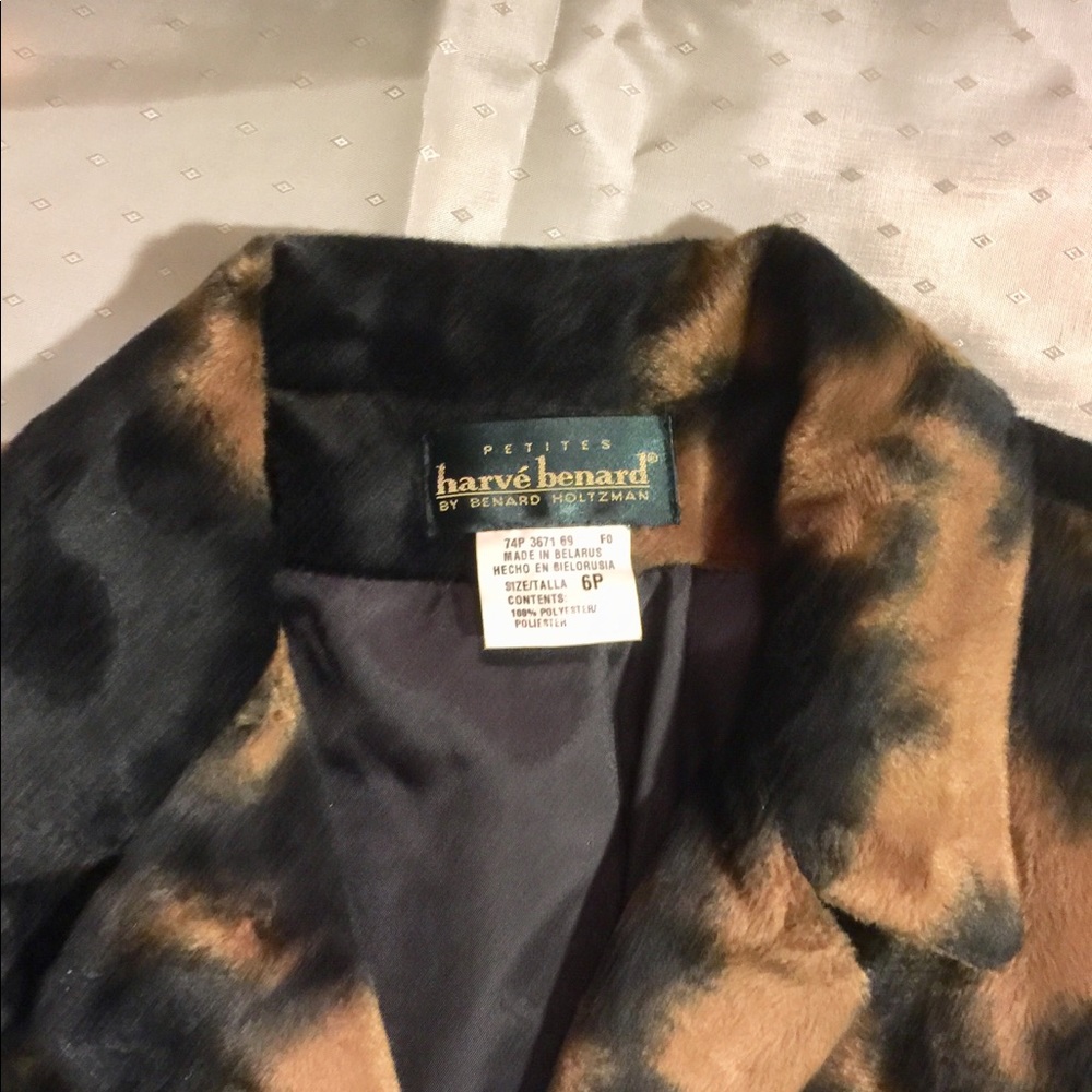 Jacket - Picture 5 of 5